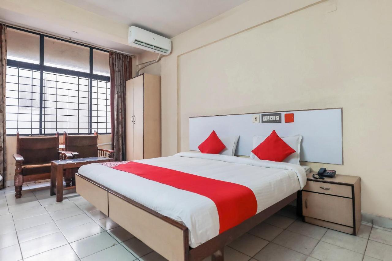 Oyo Hotel Hindustan Deluxe Mangalore Eksteriør billede